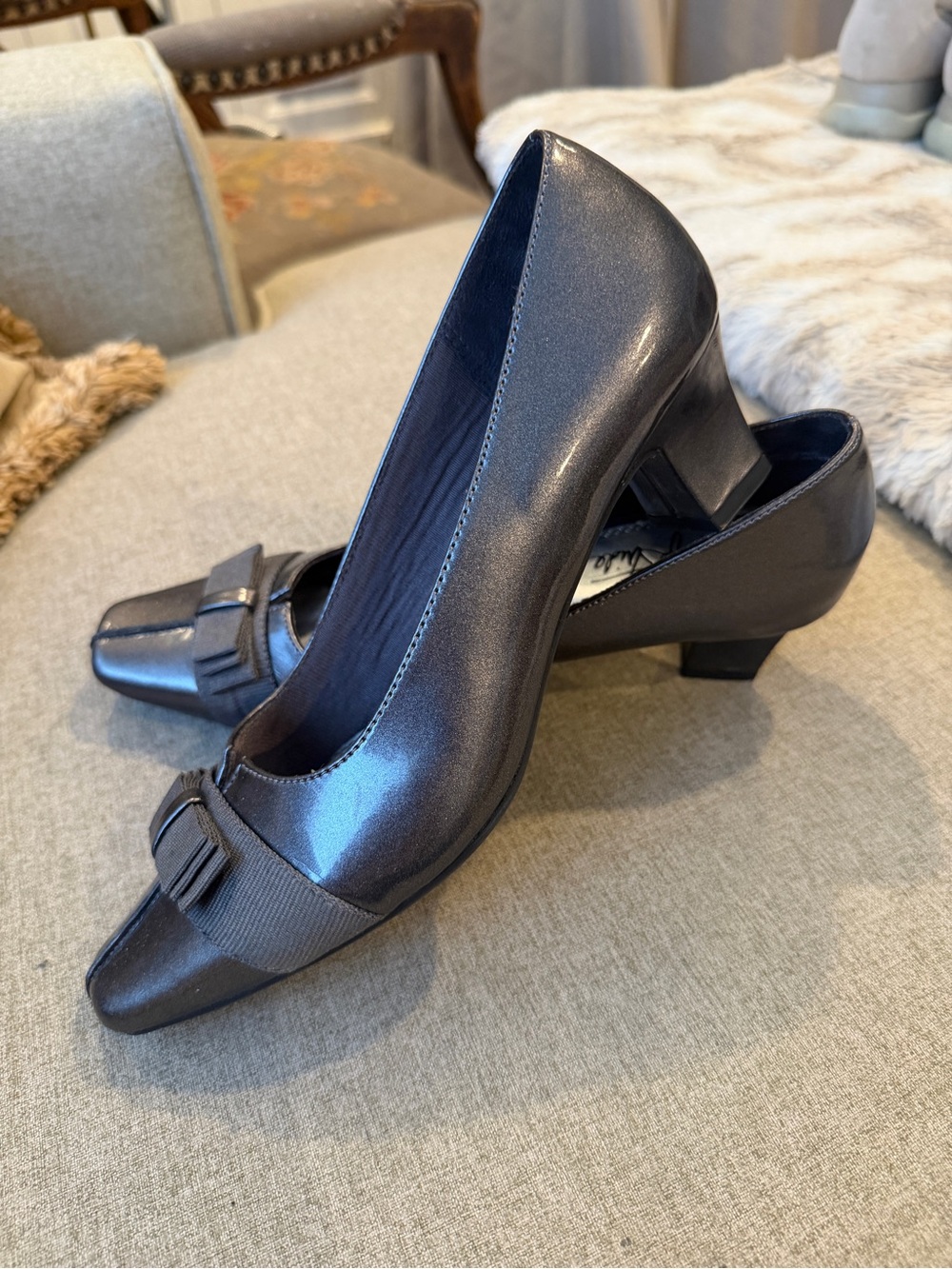 Life Stride Metallic Navy Low Block Heel Pumps with Bow